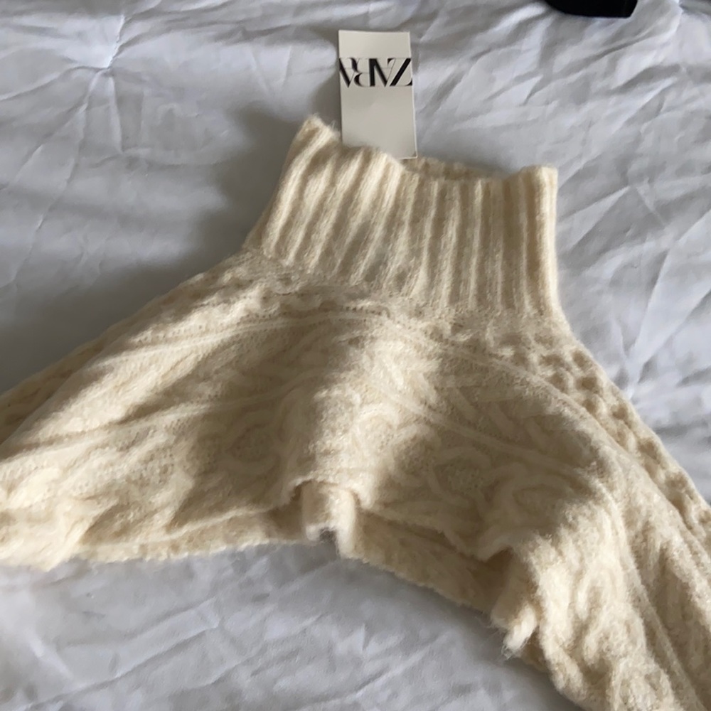 ZARA CABLE KNIT TURTLENECK, CROPPED SWEATER